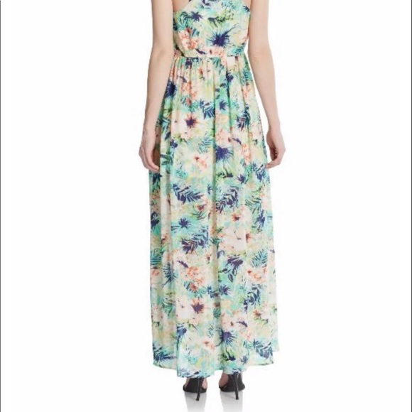 Colorful and Soft Summer Maxi Dress - Picture 4 of 5